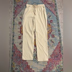 Lululemon Stretch High-Rise Pant 7/8 Length color Prosecco. New with tags.